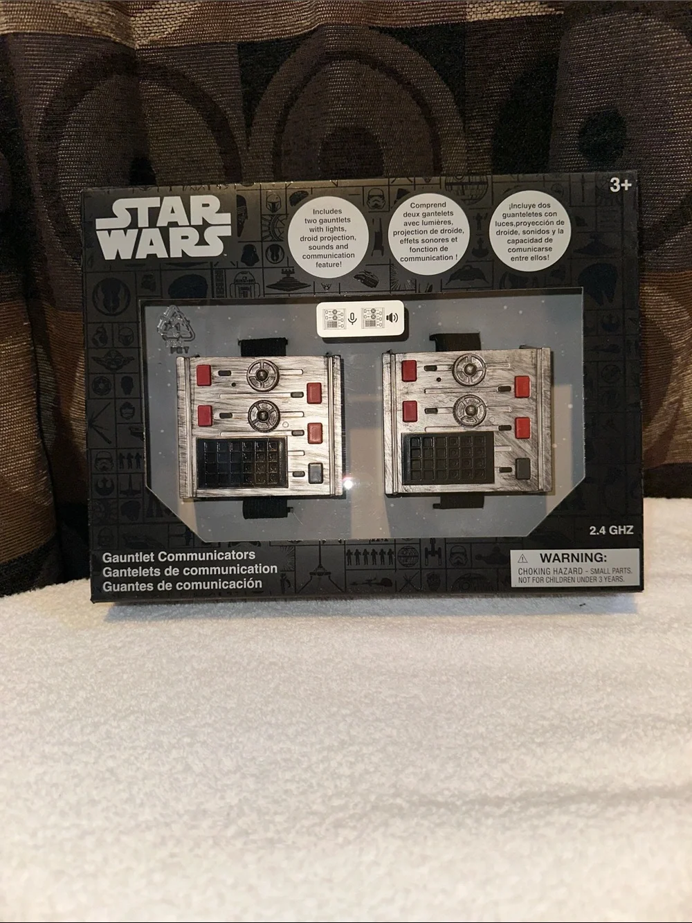 DISNEYPARKS STARWARS EXCLUSIVE GALAXY’s EDGE MANDOLORIAN Gauntlet Communicators